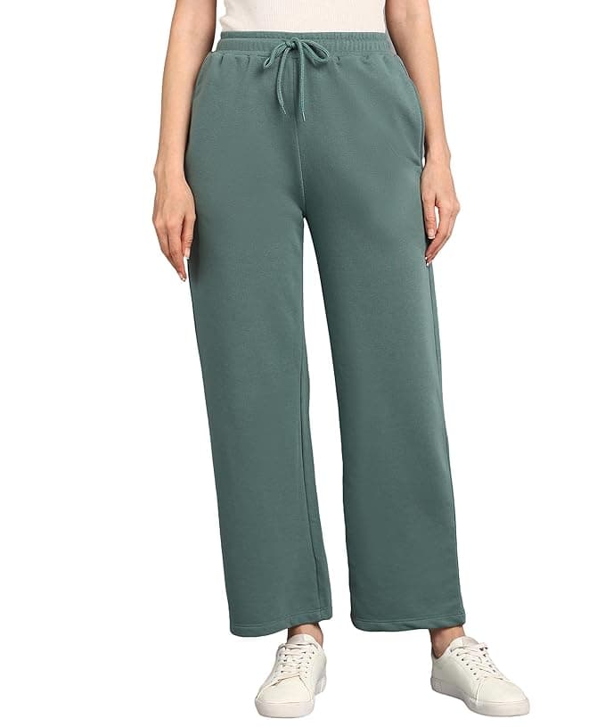 Women’s Relaxed Fit Sweatpants
